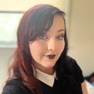 Meet your Posher, Molly